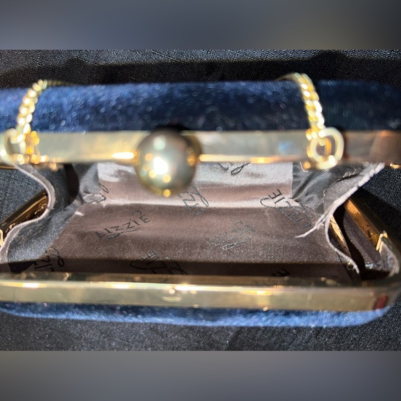 Party clutch in blue and white - Picture 5 of 7